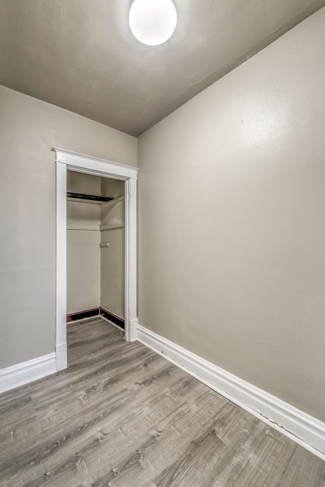 4056 S Grand Blvd Apt 2s #2S - Photo 7 of 28