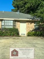 featured image of 940 Sybil Dr #1