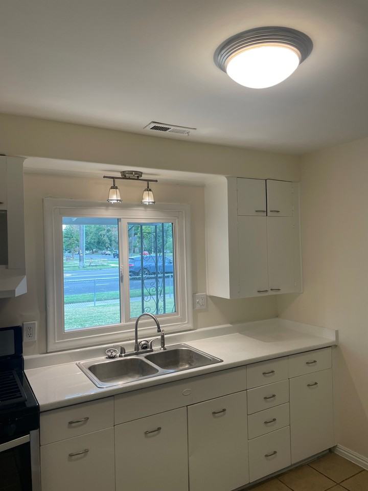 775 S 300 E #1 - Photo 6 of 19