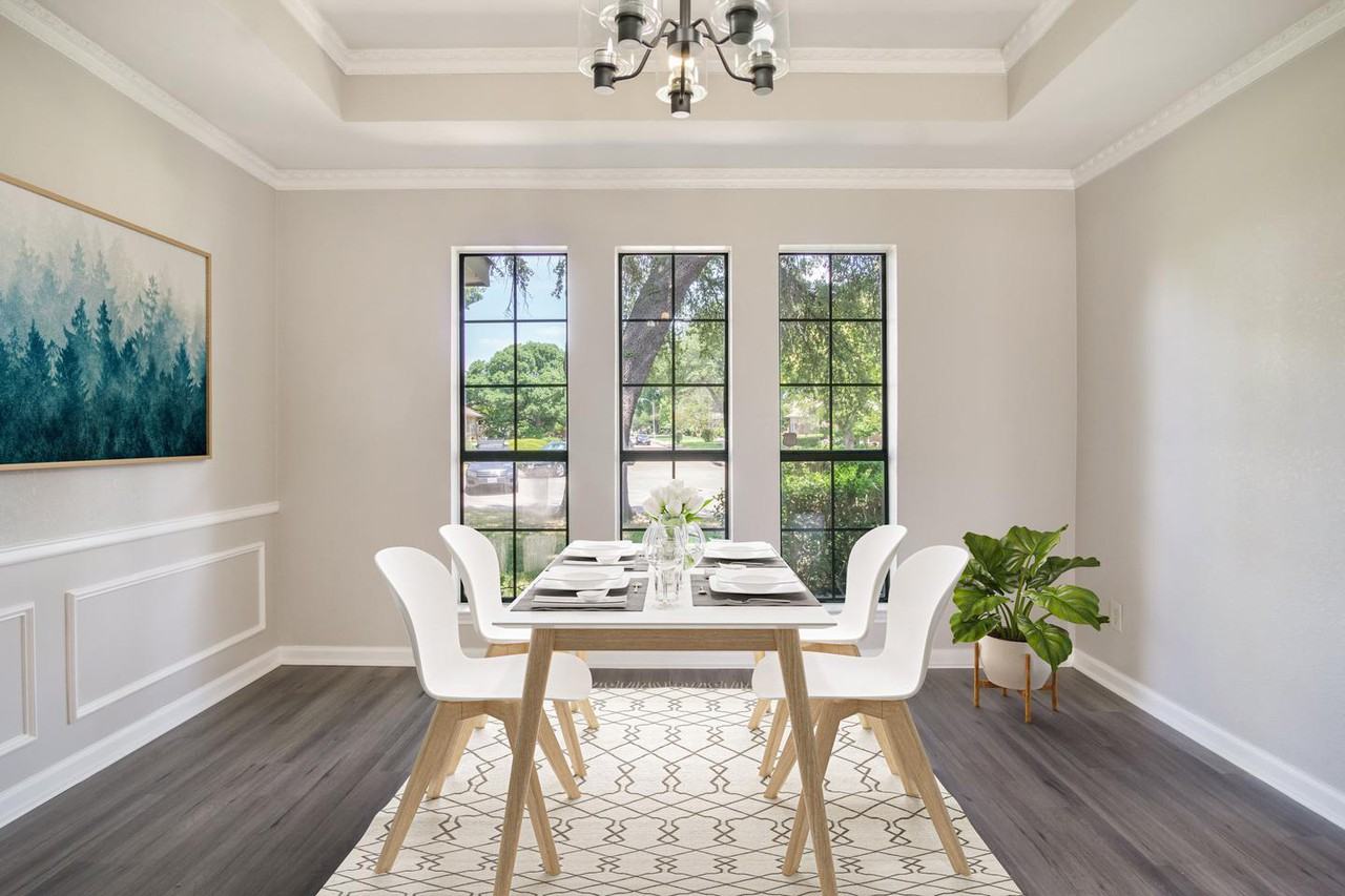 Spacious Richland Park Estates home with backyard and patio - Photo 4 of 25