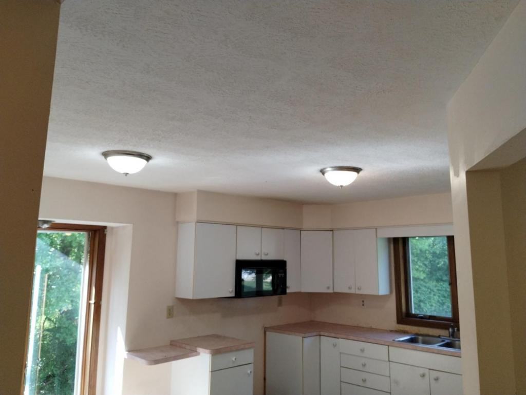 20277 Emery Rd - Photo 5 of 8