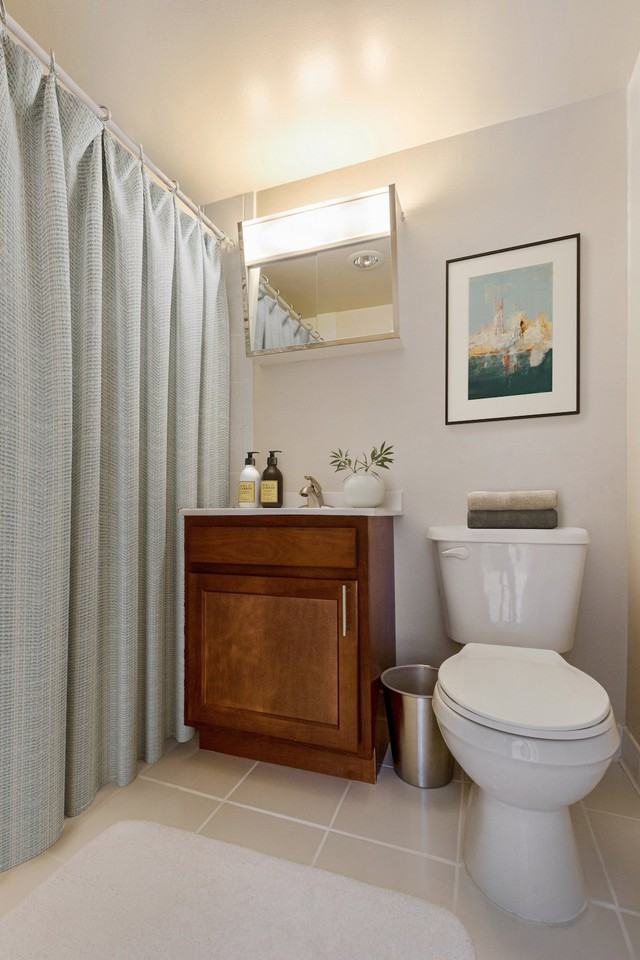 Claridge House - Photo 3 of 50