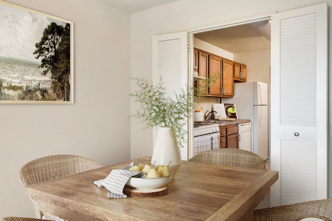 Claridge House - Photo 4 of 50