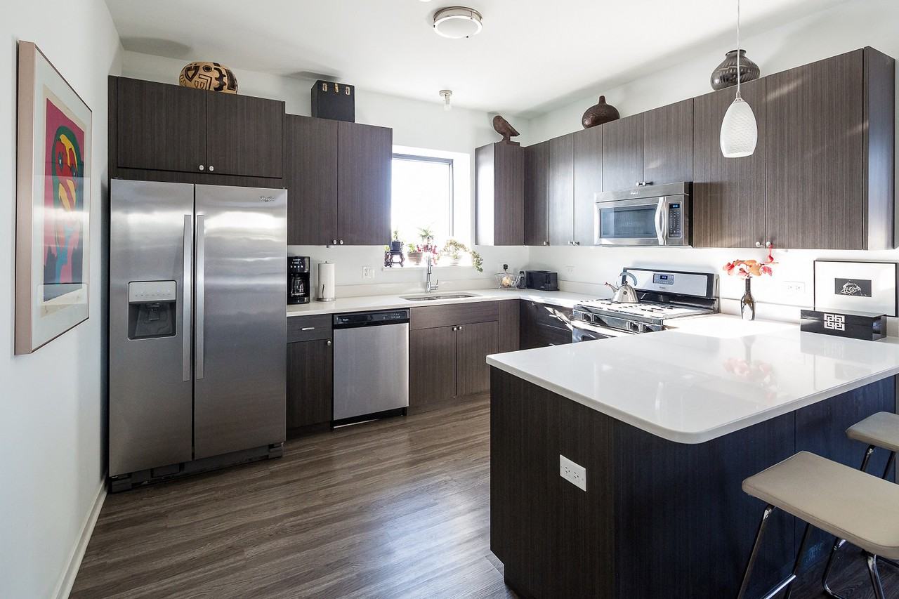 5427 N Broadway - Photo 4 of 20