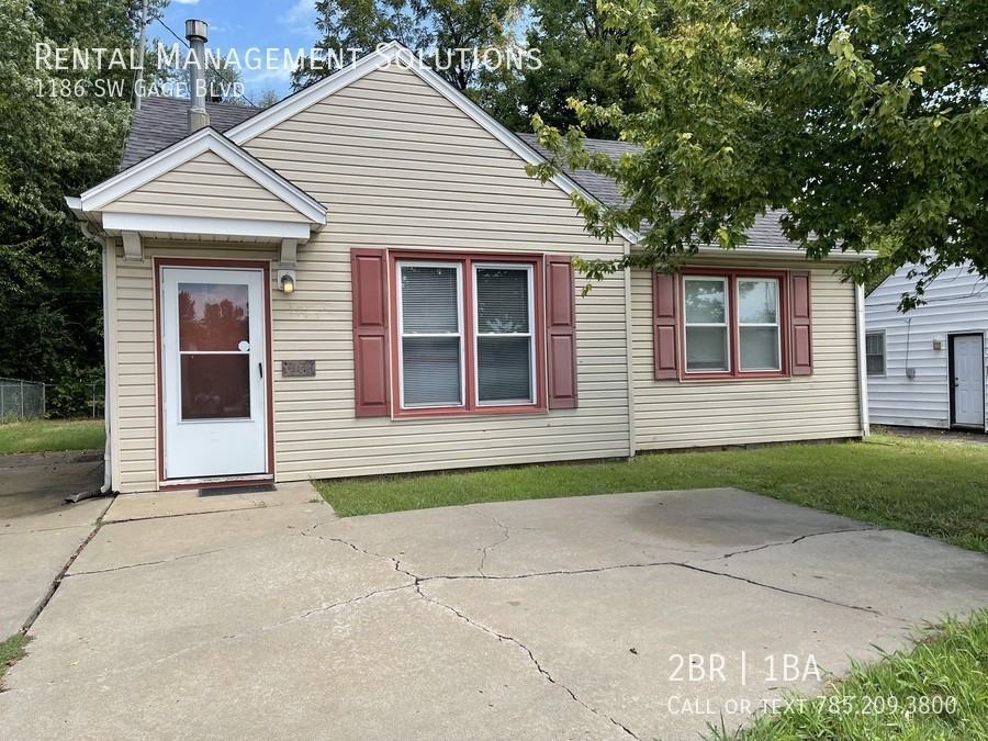 1186 Sw Gage Blvd - Photo 2 of 12