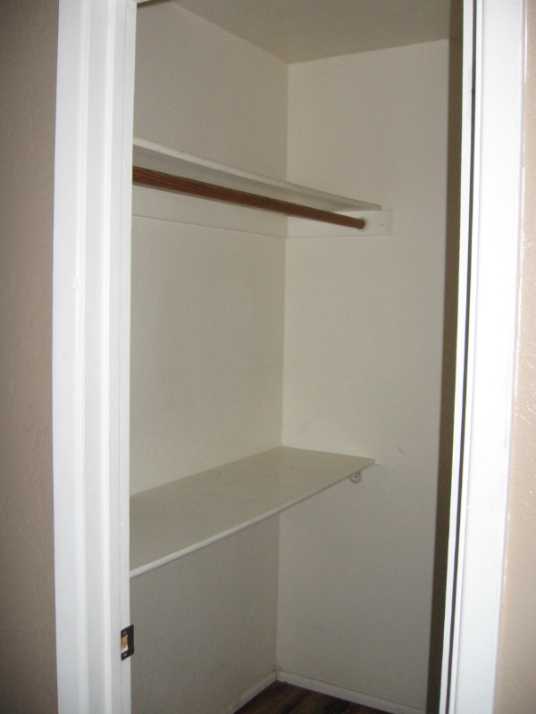 805 S 7th Ave - Photo 7 of 10