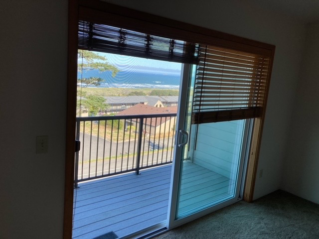 29182 Kerber Dr - Photo 3 of 11