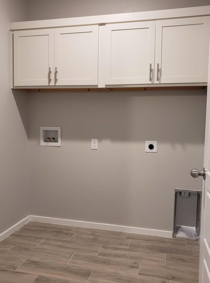 3956 Santa Sophia Rd #1 - Photo 4 of 15