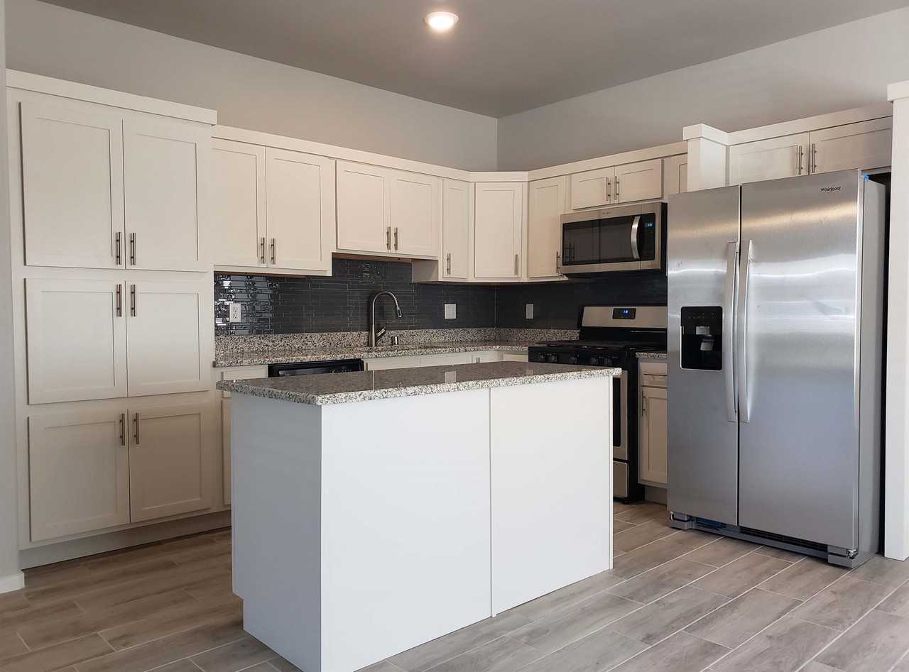 3956 Santa Sophia Rd #1 - Photo 7 of 14