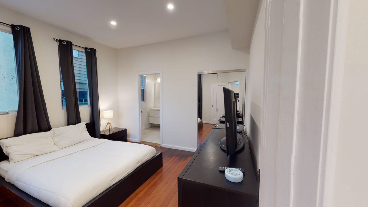 731 S Rampart Blvd #A