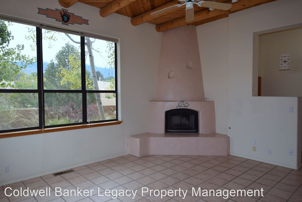 8220 Raintree Dr Ne - Photo 3 of 24