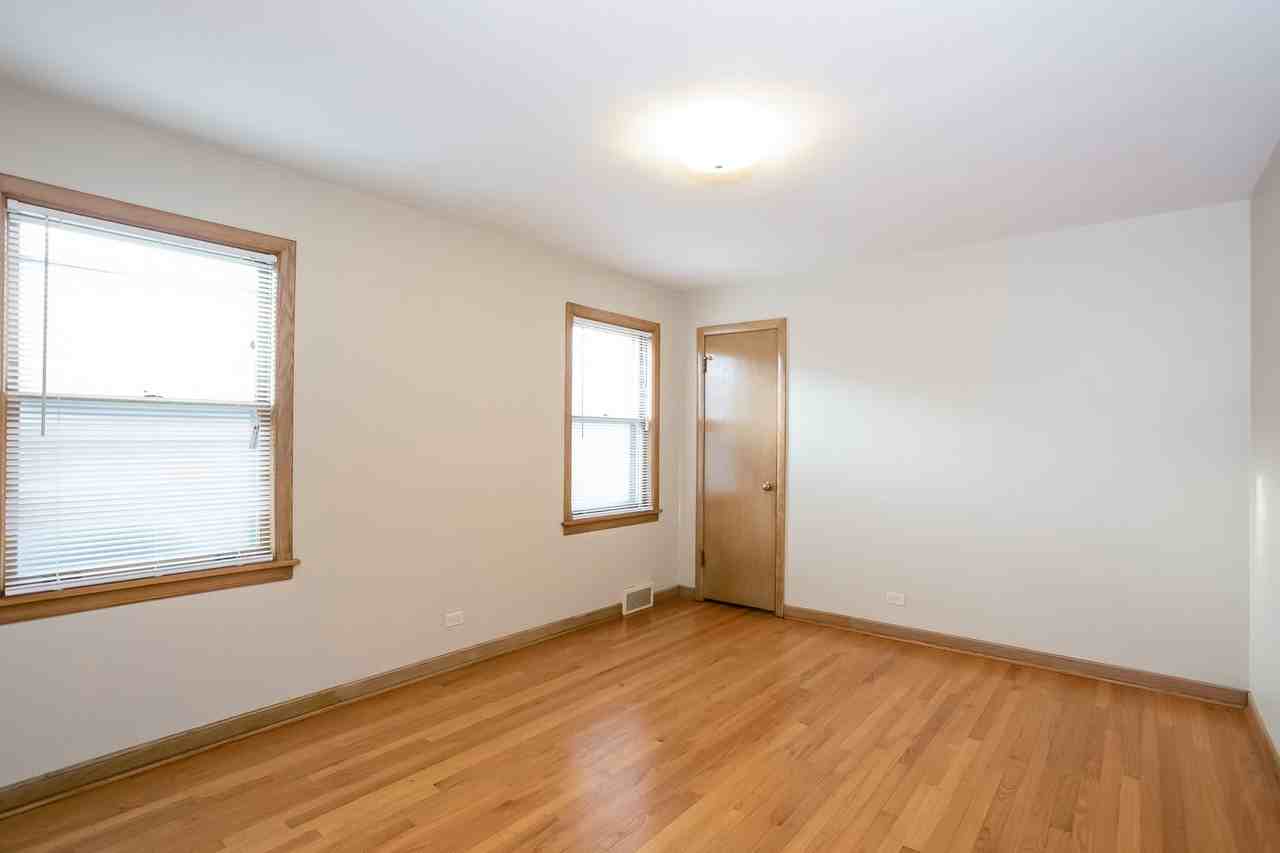 2640 W 94th St - Photo 2 of 15
