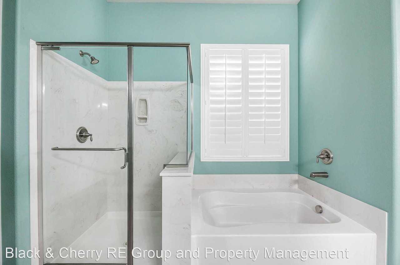 2117 Thames View St - Photo 2 of 23