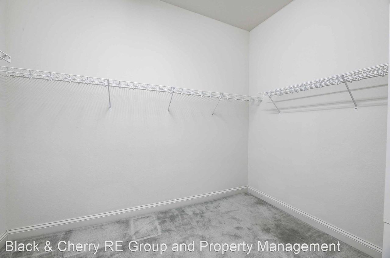 2117 Thames View St - Photo 3 of 23