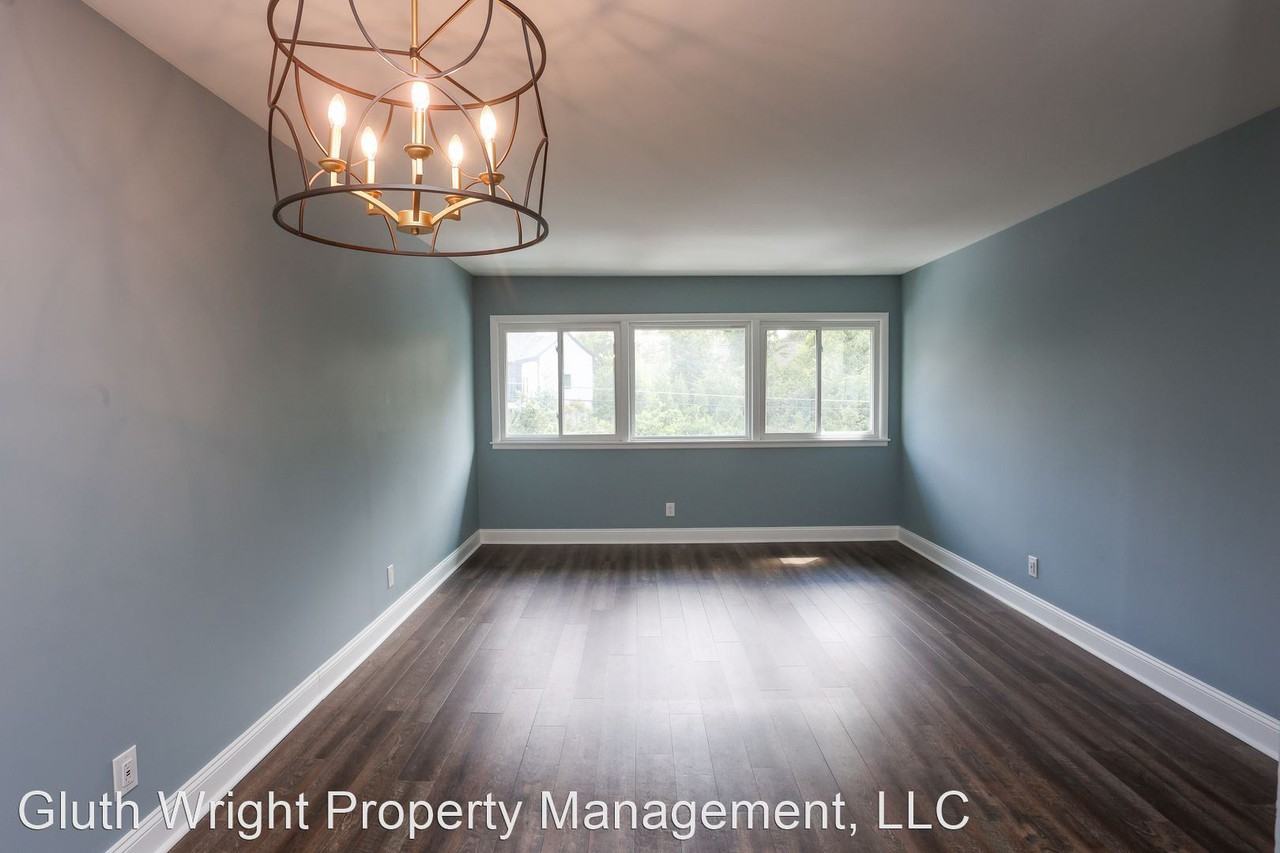 1900 Richard Jones Rd #B211