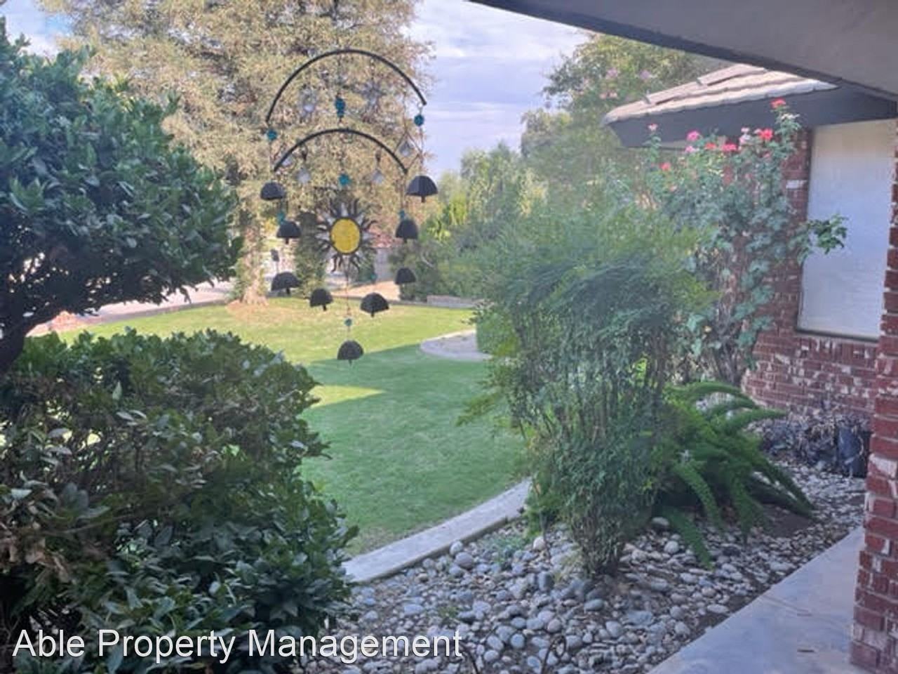 217 Terriwood Ave - Photo 3 of 9