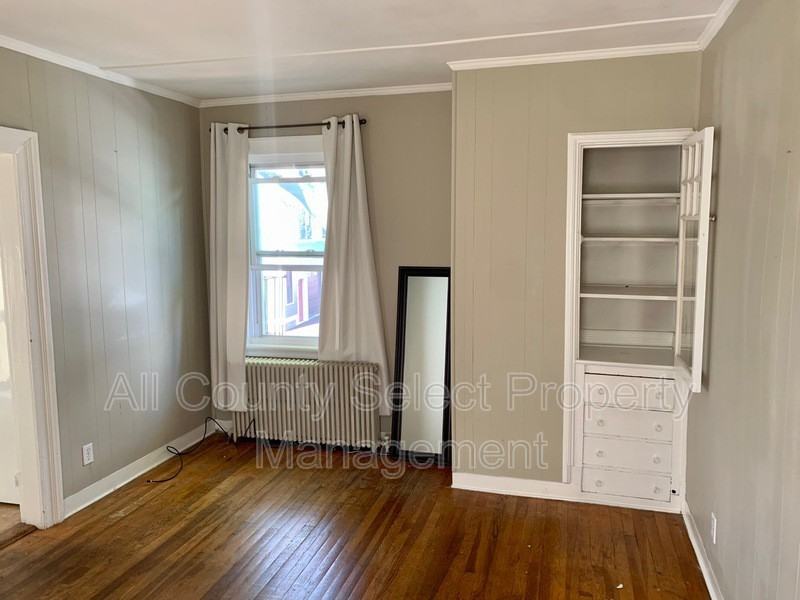 25 Washington St #8 - Photo 2 of 8