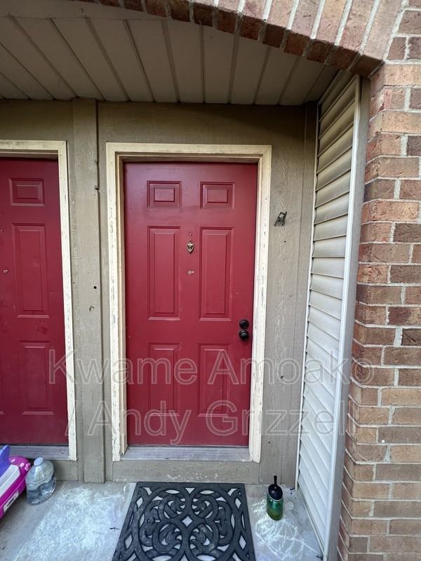 1016 Hidden Acres Ct - Photo 2 of 10