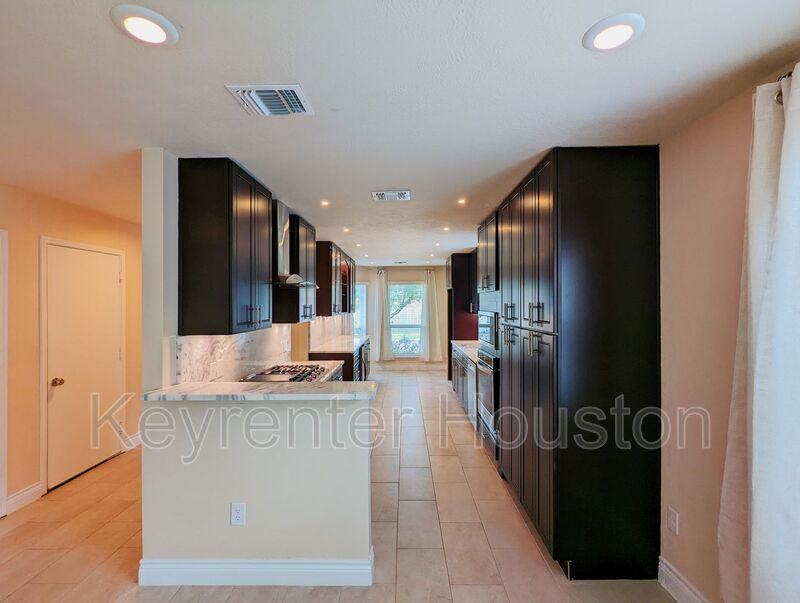 8815 Lyndonnille Falls Ln - Photo 6 of 19