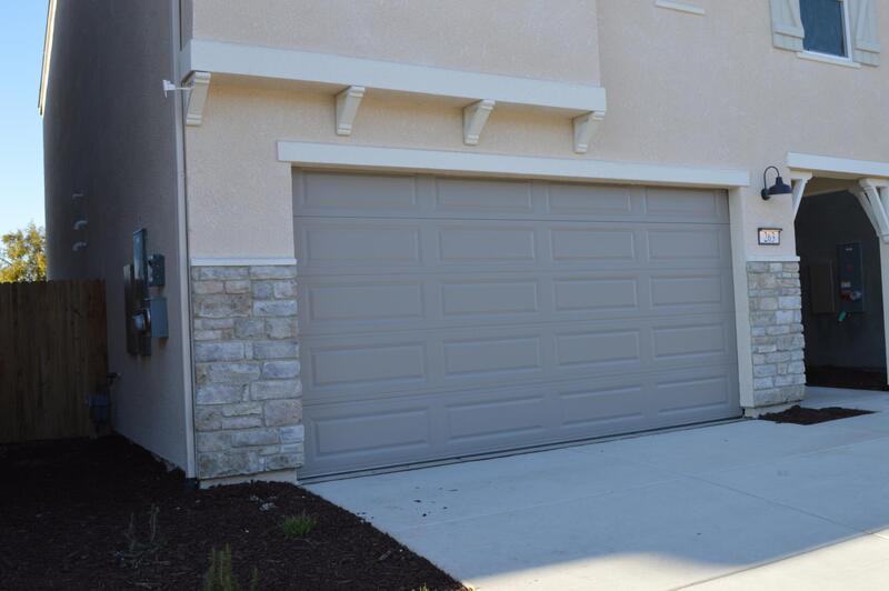 263 Shafer Ave - Photo 2 of 31