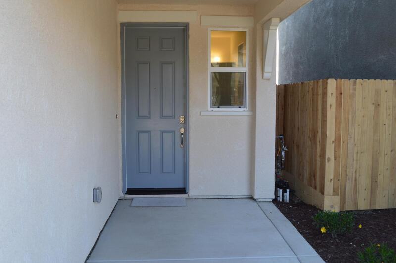 263 Shafer Ave - Photo 4 of 31