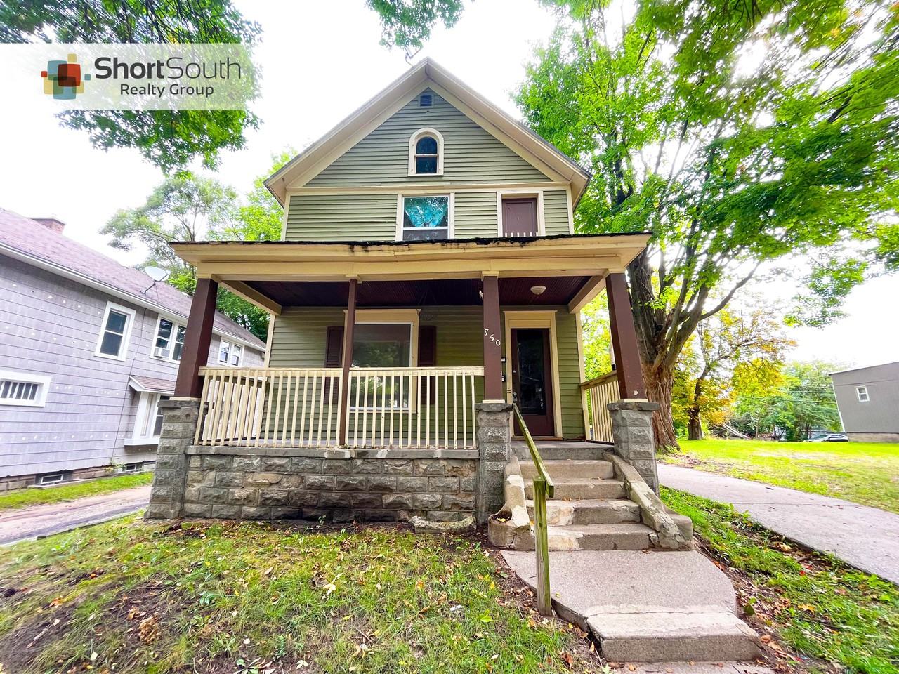 750 Clancy Ave NE Apartments 750 Clancy Ave Ne, Grand Rapids, MI