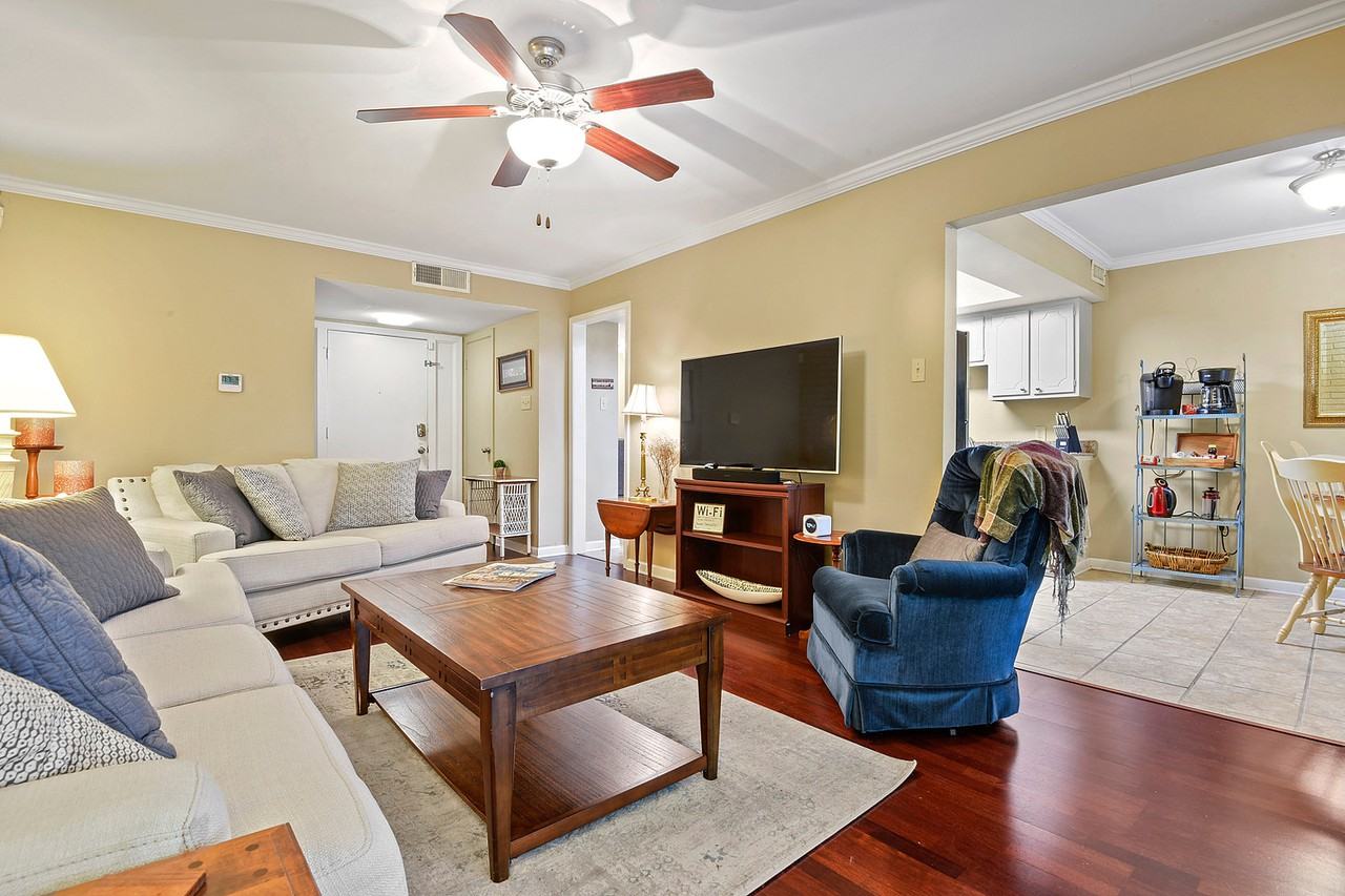 7950 Jefferson Hwy #205 - Photo 2 of 16