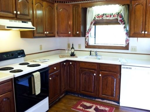 4244 Yanceyville Rd - Photo 2 of 13