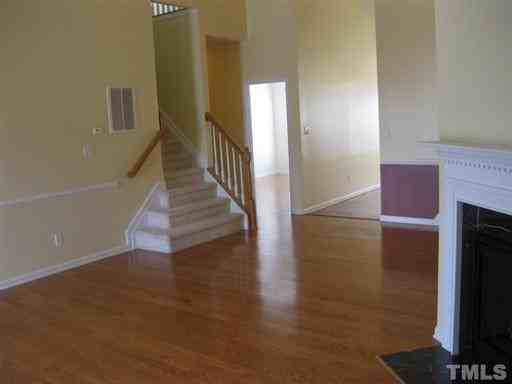 286 Joshua Glen Ln - Photo 2 of 8