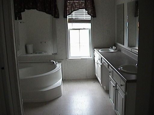 17078 Olive Dr - Photo 3 of 4