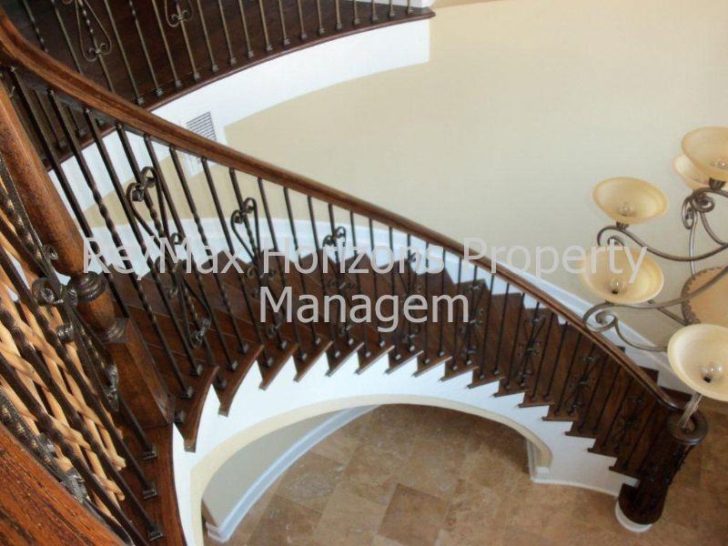 1355 Players Club Cir - Photo 3 of 10