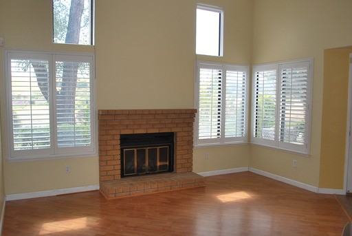 6 London - Photo 2 of 13