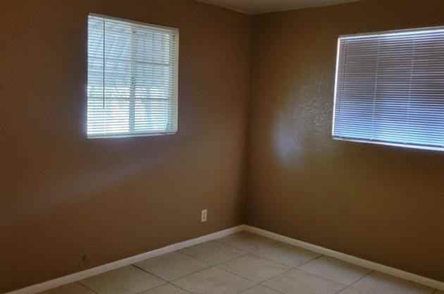 619 North Desert Avenue - Photo 3 of 5