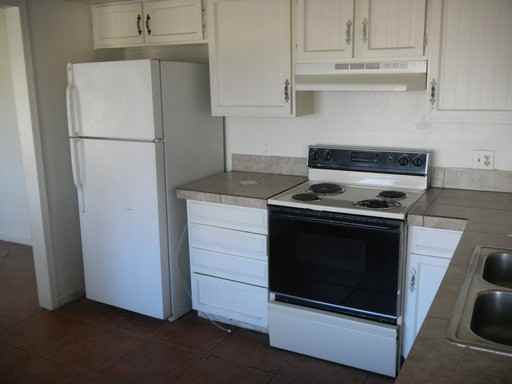 3319 N 79th Ave - Photo 2 of 20