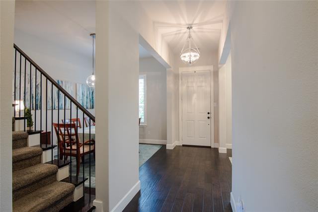 8047 Canal St - Photo 3 of 23