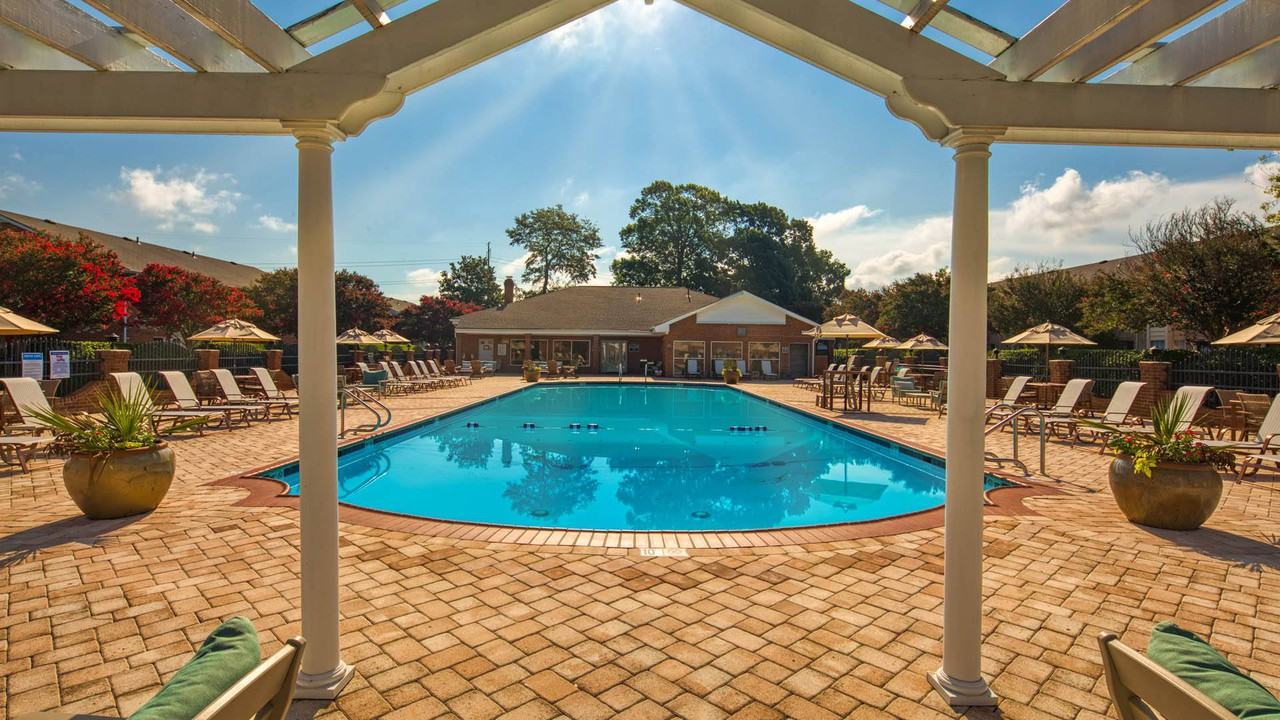 Holly Point - Photo 6 of 50