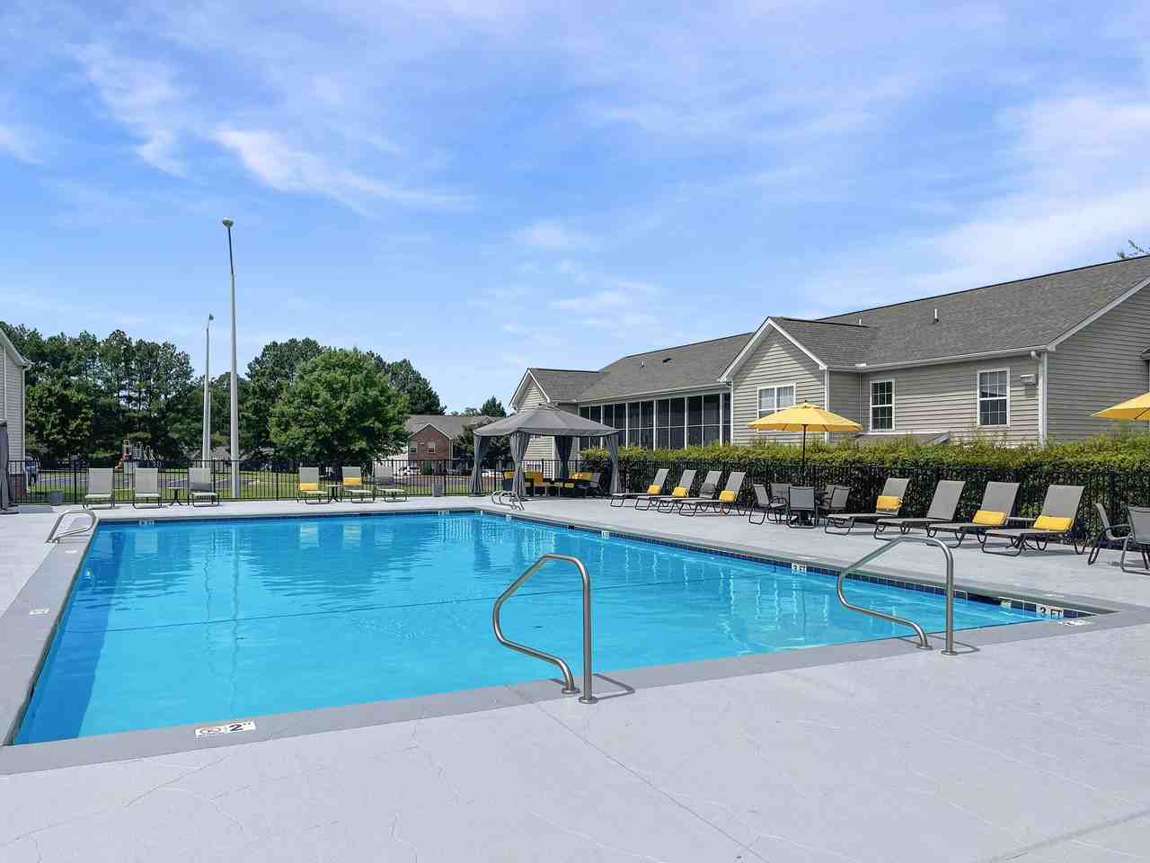 Crosstimbers Apartments - Photo 5 of 27