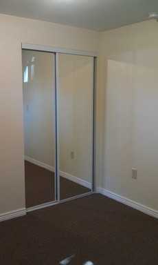 643 Russell St - Photo 3 of 8