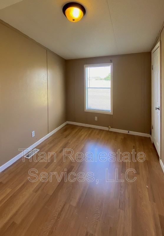 1050 Osage Trl #7 - Photo 2 of 10