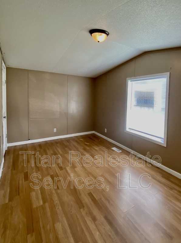 1050 Osage Trl #7 - Photo 4 of 10