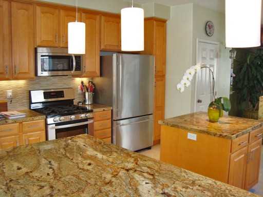 320 Alder Ln - Photo 3 of 18