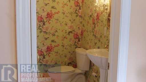 102 Batchelor Dr - Photo 3 of 20