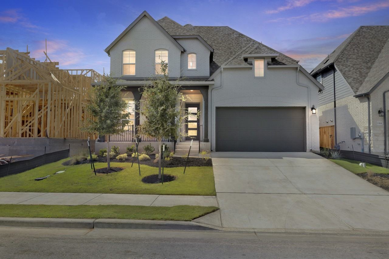 1328 Texas Ash Lane - Photo 2 of 23