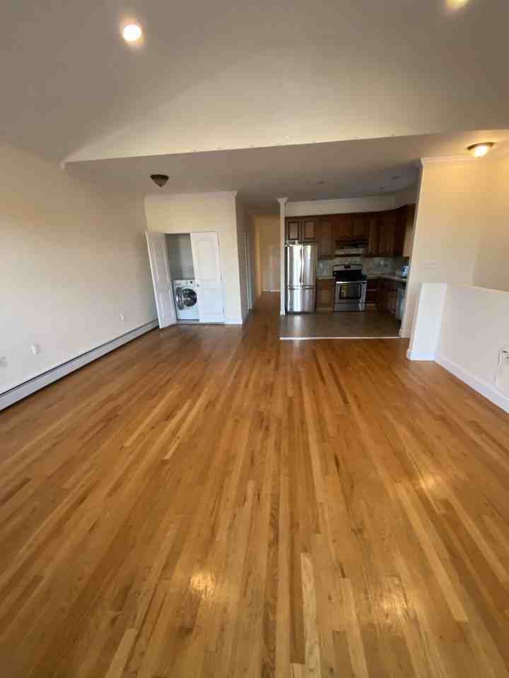 182 Bay 29th Street 3F - Photo 2 of 14