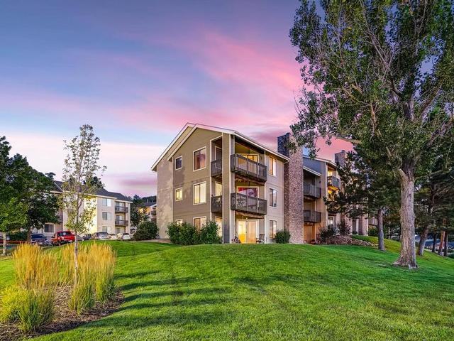 1129 S Eaton Cir - Photo 4 of 21