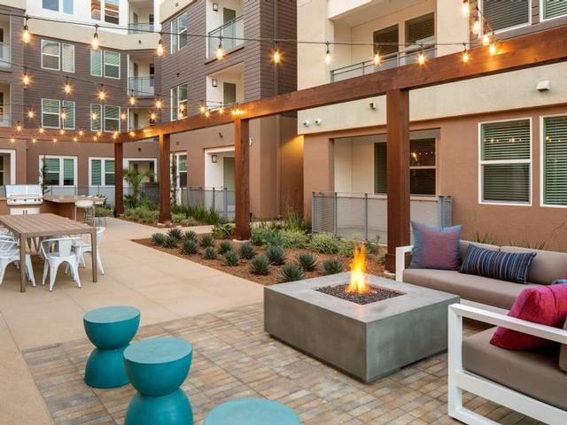 10920 Garfield Ave - Photo 2 of 19