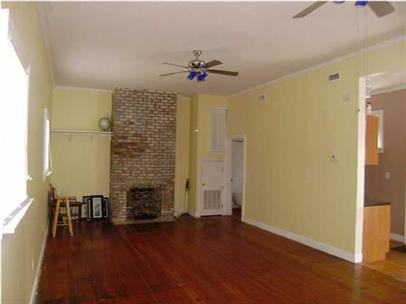 201 Spring St - Photo 3 of 15