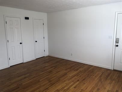 2559 South Linden Avenue #2 - Photo 3 of 10