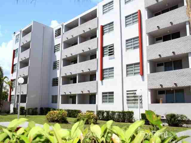 Suncoast Place Apartments - Photo 2 of 18