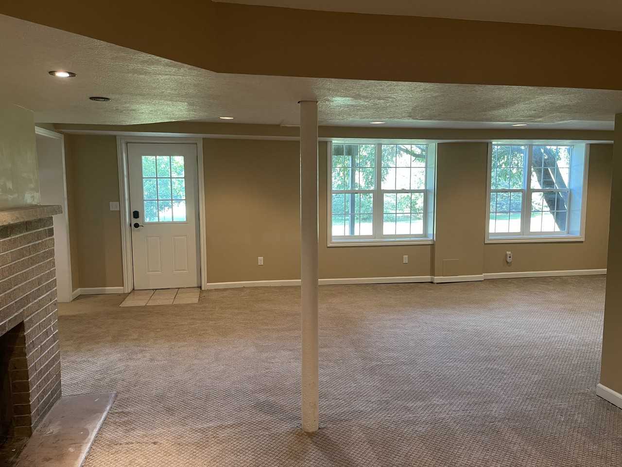 4863 Pardee Rd - Photo 3 of 4